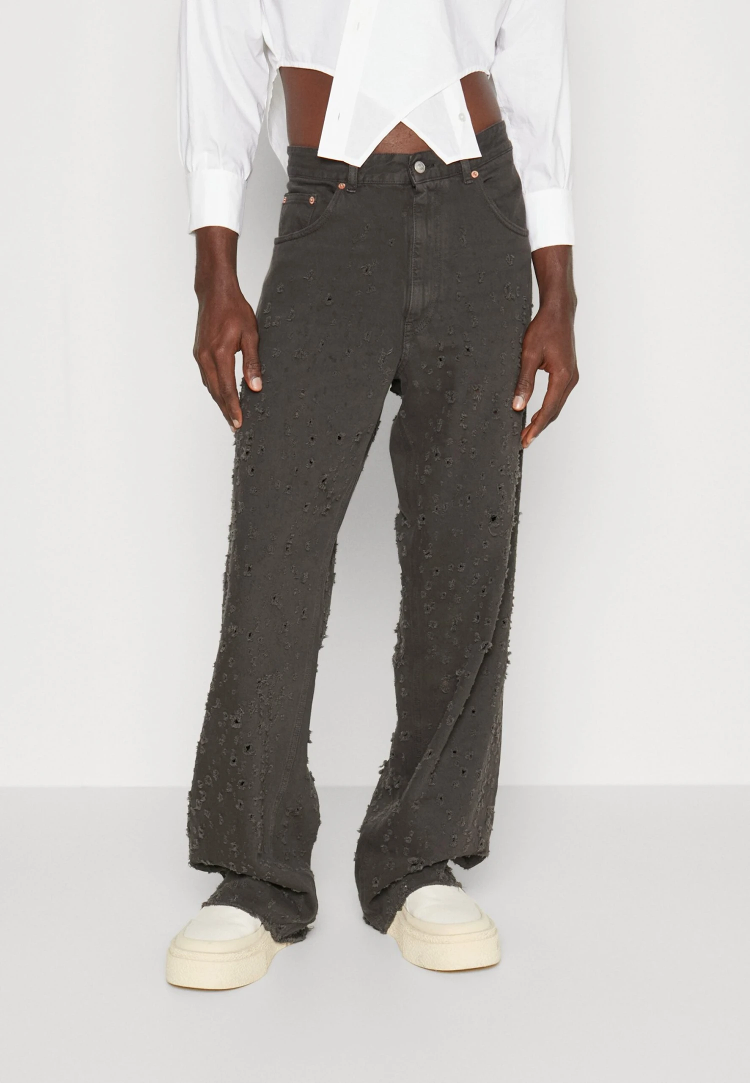 MM6 Maison Margiela PANTS 5 POCKETS - Jeansy Relaxed Fit - Black 3 MM6 Maison Margiela PANTS 5 POCKETS - Jeansy Relaxed Fit - Black - obrazek 3