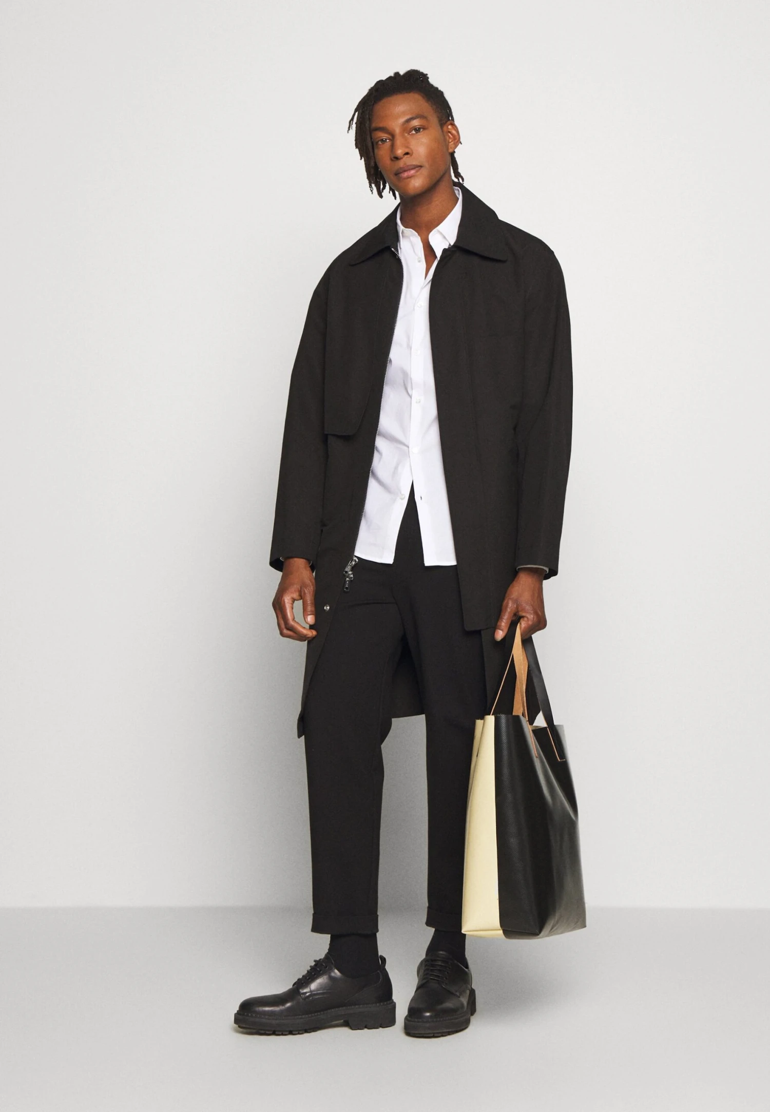 Emporio Armani EXCLUSIVE CONTRAST LOGO - Koszula - Whiite 2 Emporio Armani EXCLUSIVE CONTRAST LOGO - Koszula - Whiite - obrazek 2