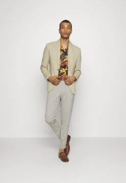 Polecane produkty -Sklep Odziezowy 470ffb773d5b4b4a8a5969af9a60ab85