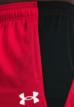 Under Armour BASELINE 10IN - Krótkie Spodenki Sportowe - Red -Sklep Odziezowy 86f62170d44141b19d7df678749b965f