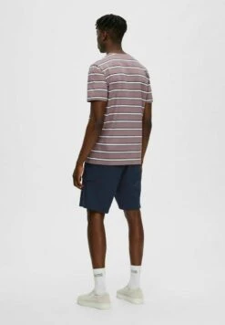 Selected Homme GESTREIFTES - T-shirt Z Nadrukiem - Wistful Mauve -Sklep Odziezowy 98f5607603cc4ec09e6b9163588b2026