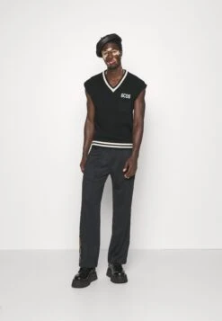 GCDS LOW BAND GILET - T-shirt Z Nadrukiem - Black -Sklep Odziezowy 9eaa2da5417d4bc982abe851100f1822