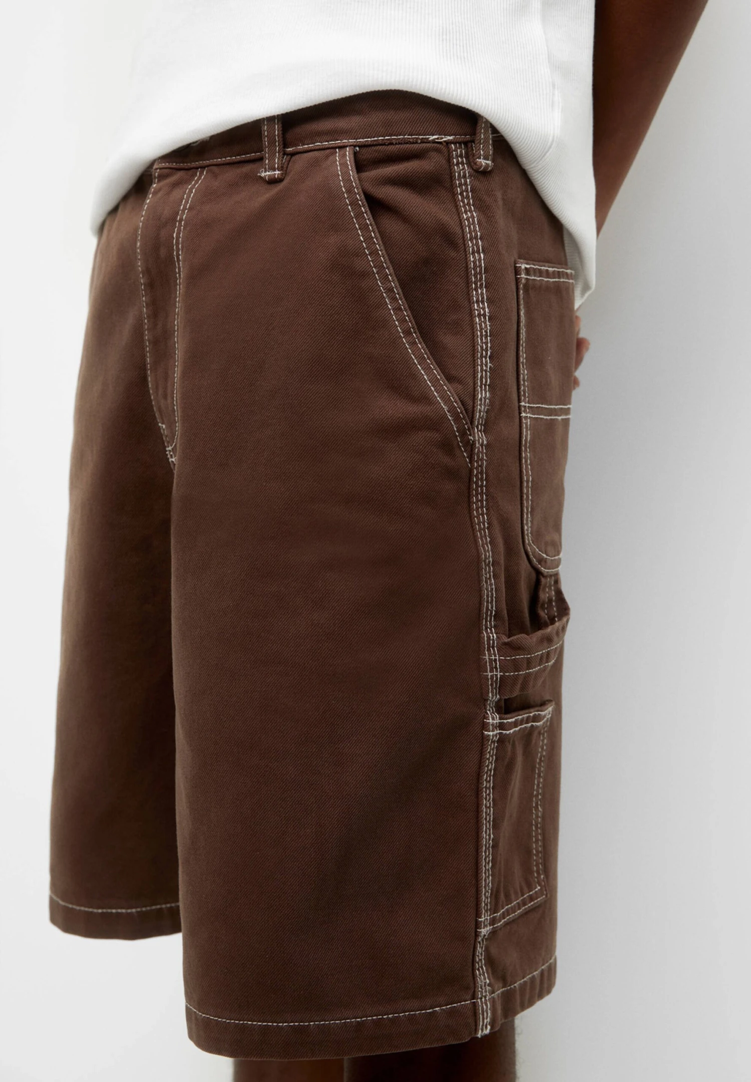 PULL & BEAR CARPENTER BERMUDA - Szorty Jeansowe - Dark Red 4 PULL & BEAR CARPENTER BERMUDA - Szorty Jeansowe - Dark Red - obrazek 4