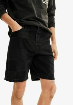Desigual PATCHWORK JACQUARD DENIM - Szorty Jeansowe - Black -Sklep Odziezowy cb3d92b46de34043b6381651b0a12fa4