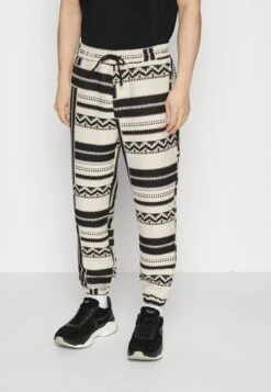 SWEATPANT - Spodnie Treningowe - Black