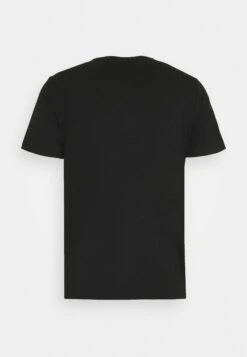 S.Oliver LOGO - T-shirt Z Nadrukiem - Black 16 S.Oliver LOGO - T-shirt Z Nadrukiem - Black -Sklep Odziezowy e779e8e3448d43f68bbc89258d6f3df1