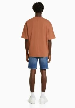 BERSHKA RIPPED - BERMUDA - Szorty Jeansowe - Dark Blue 8 BERSHKA RIPPED - BERMUDA - Szorty Jeansowe - Dark Blue -Sklep Odziezowy f095236243bd4f43baa8de14d4e3fd4c