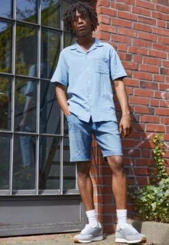 Wrangler TEXAS - Szorty Jeansowe - Dusky Cloud